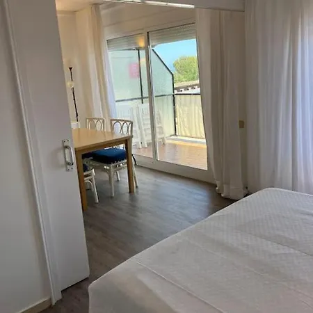 A 100m De La Playa